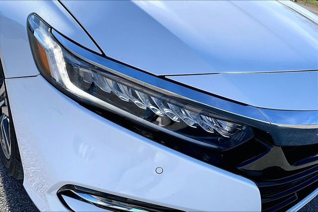Used 2020 Honda Accord Touring image 27