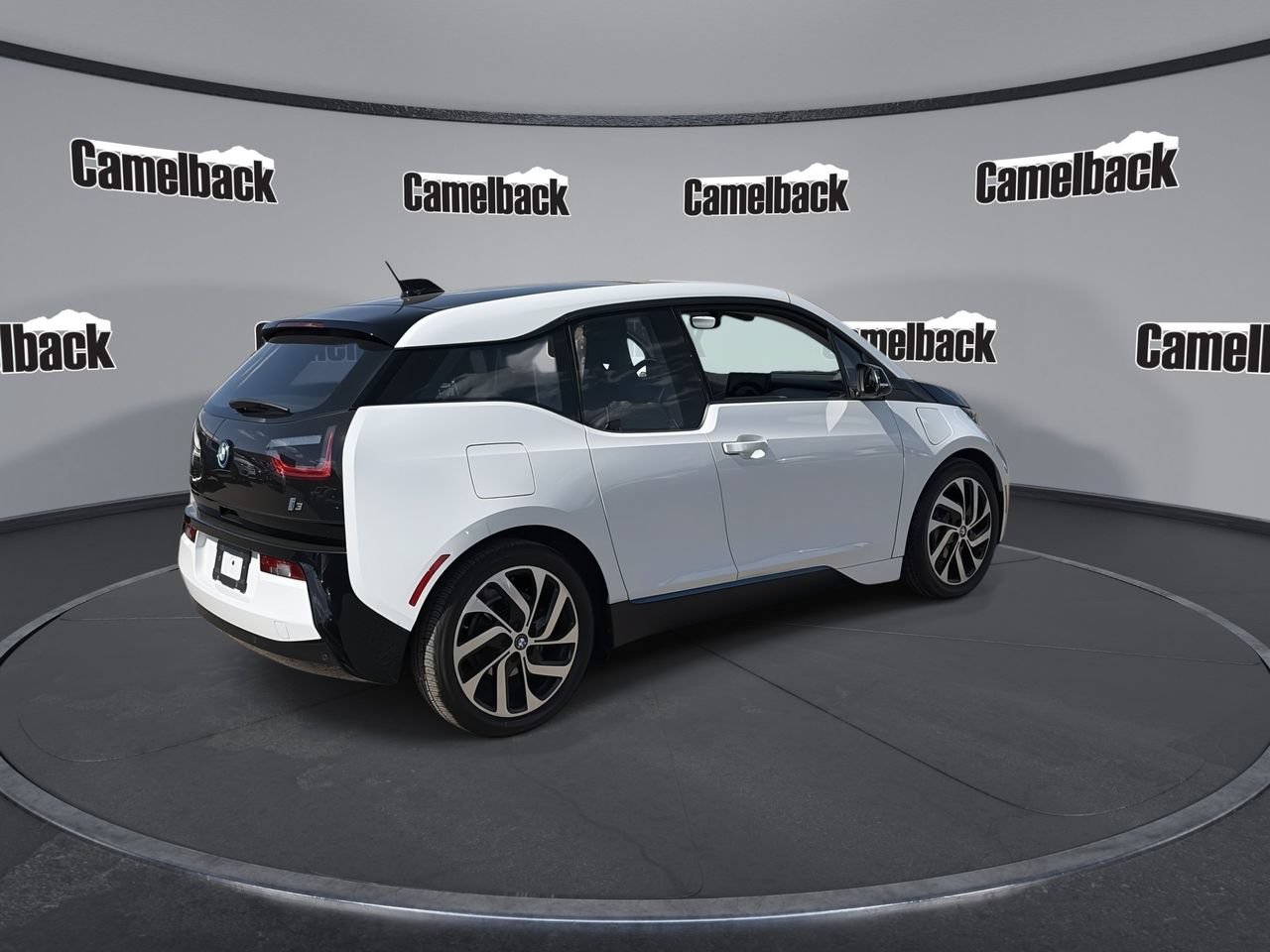 Used 2017 BMW i3 w/ Range Extender RWD image 7