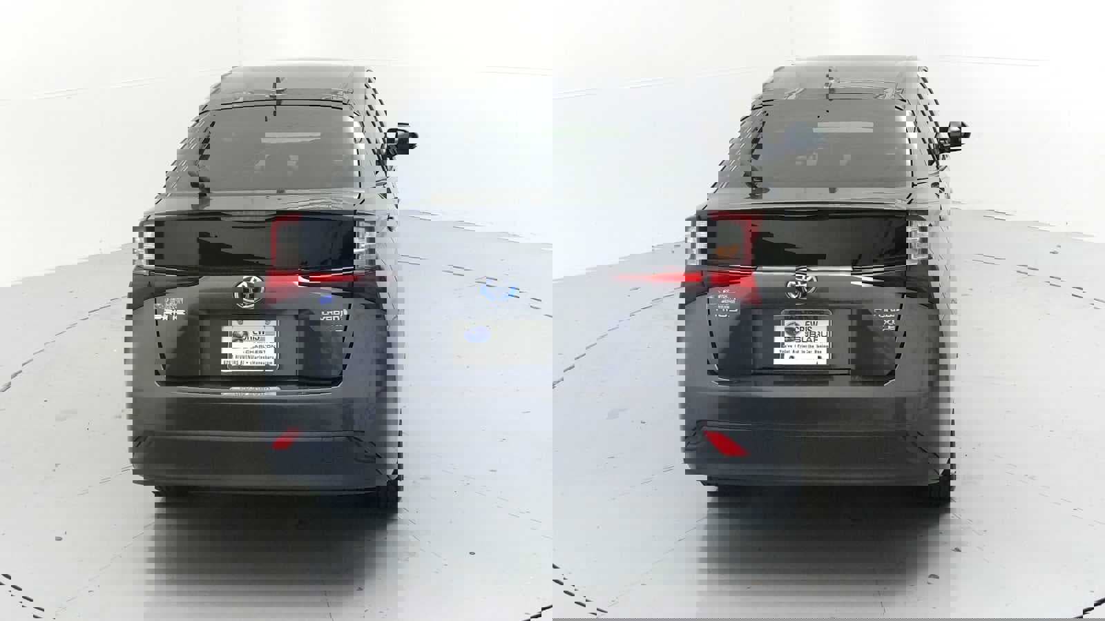 Used 2020 Toyota Prius XLE image 9