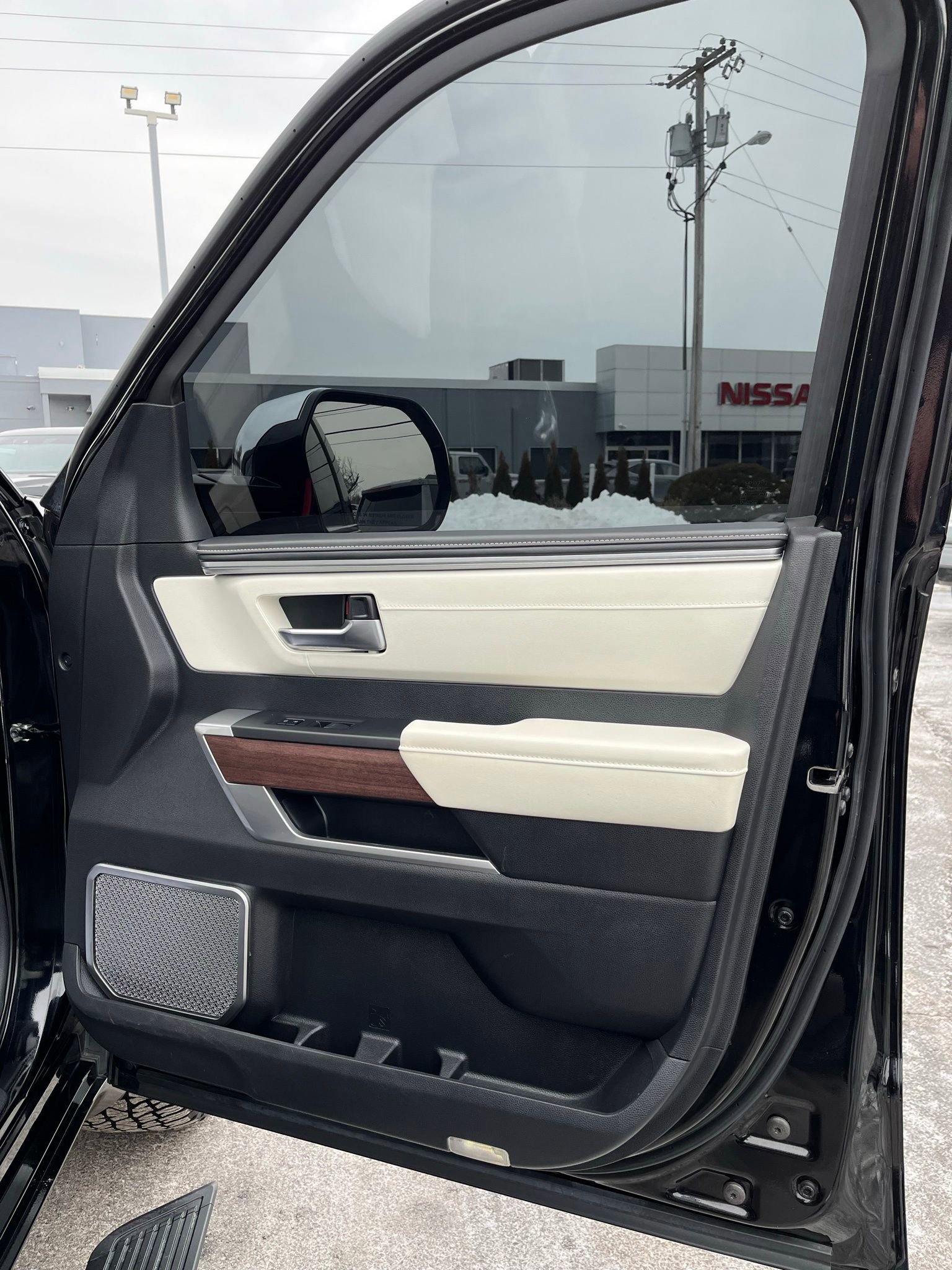 Used 2022 Toyota Tundra Capstone AWD/4WD image 29