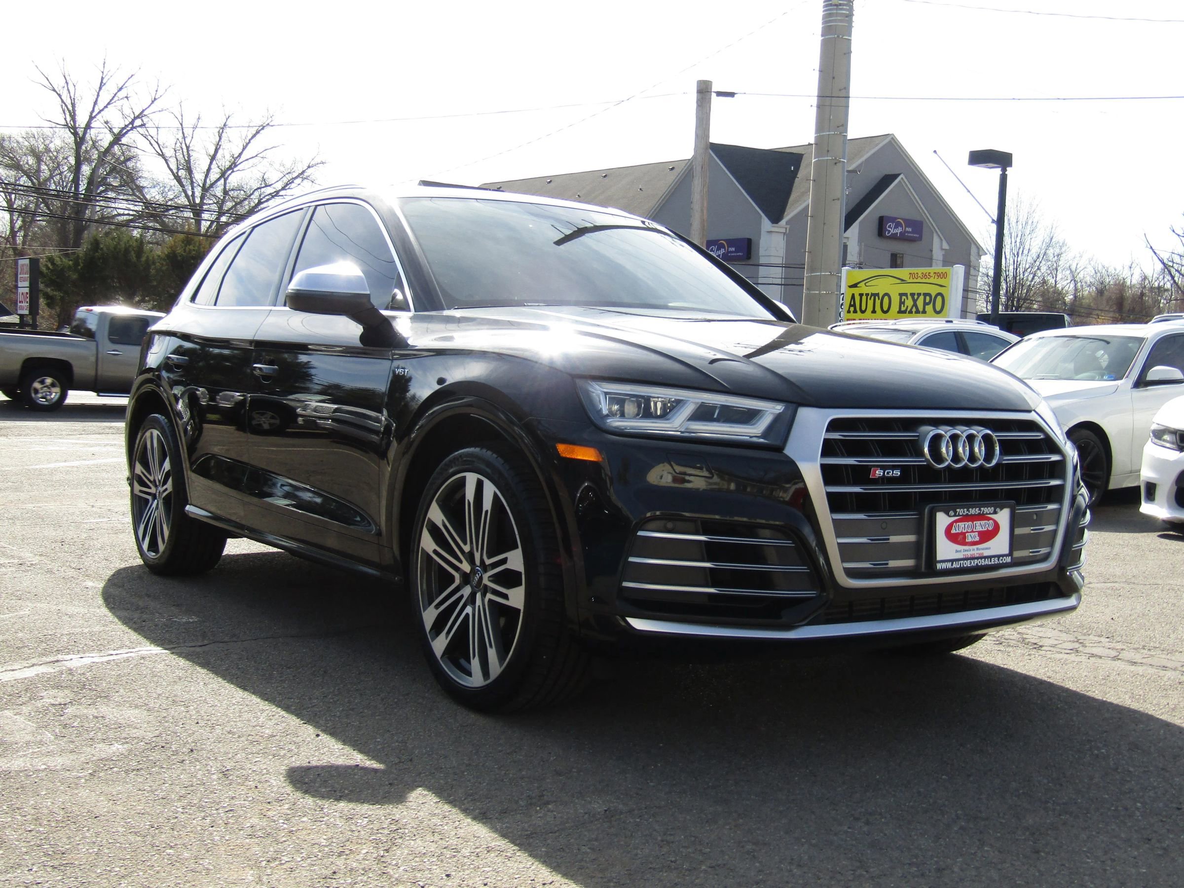 Used 2018 Audi SQ5 Premium Plus w/ S Sport Package image 1