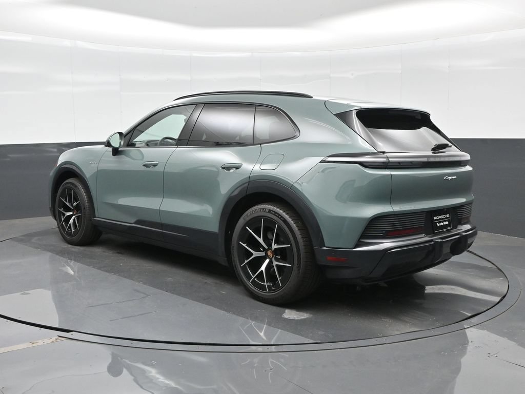 New 2026 Porsche Cayenne Electric AWD/4WD image 3