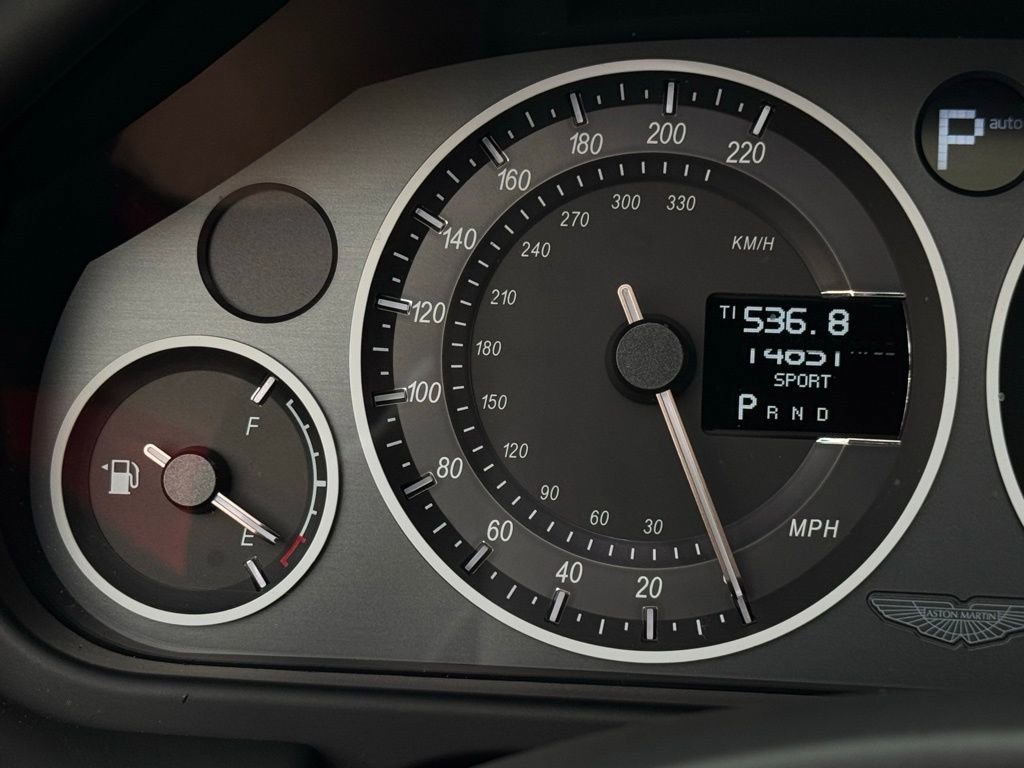 Used 2012 Aston Martin DBS Volante image 54