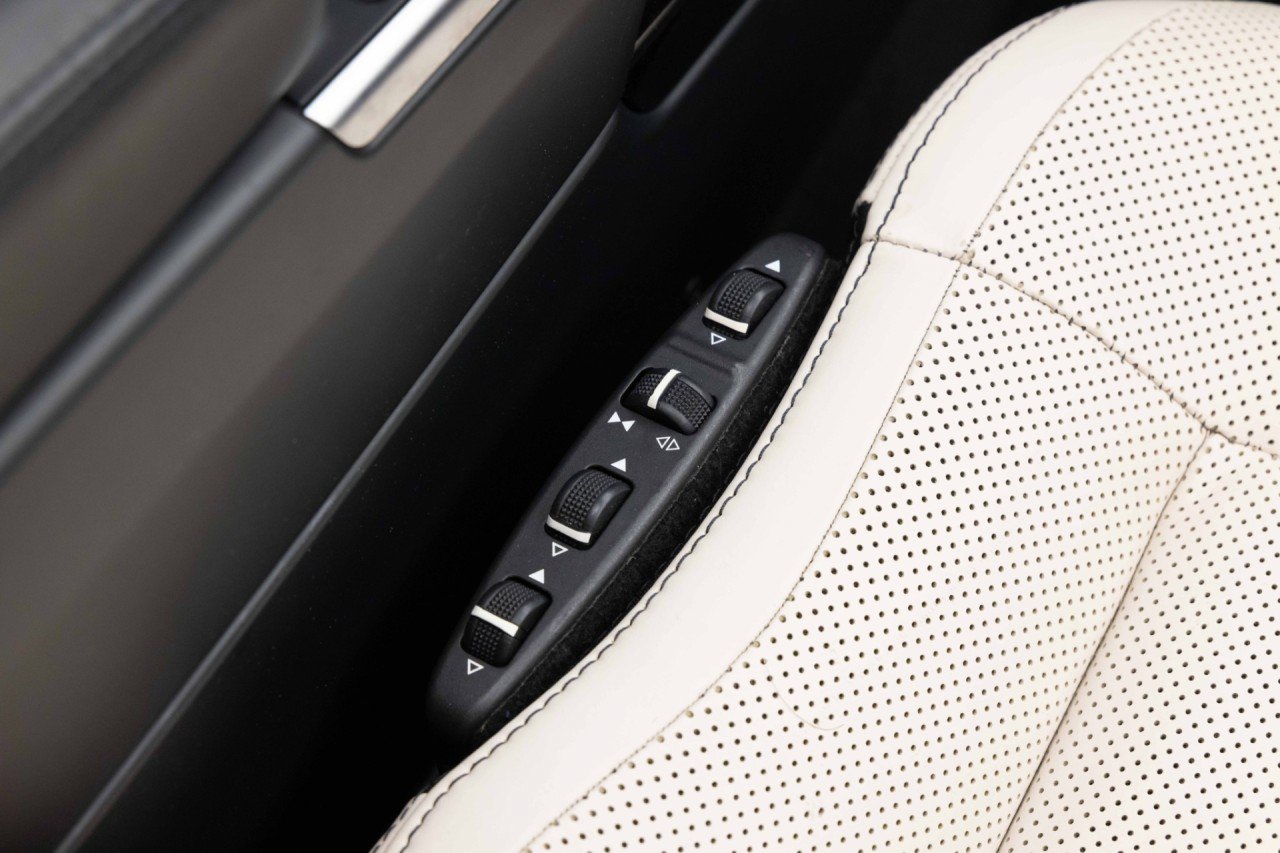 Used 2016 Mercedes-Benz G 550 image 36