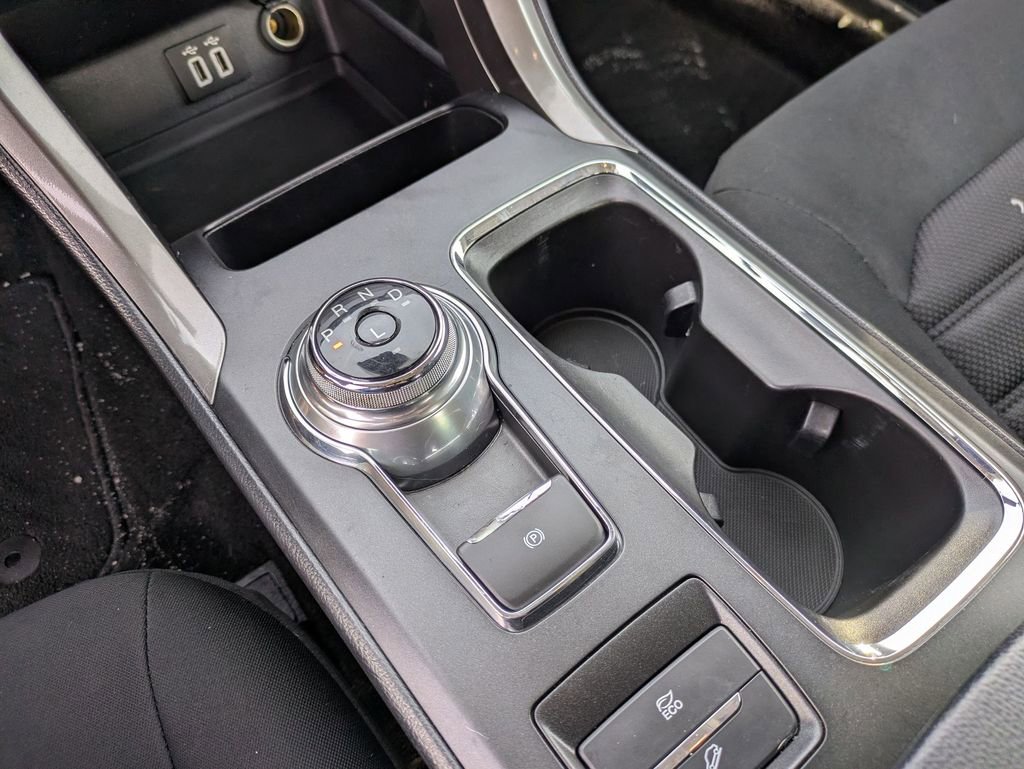 Used 2019 Ford Fusion SE image 22