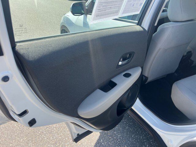 Used 2019 Honda HR-V LX image 22