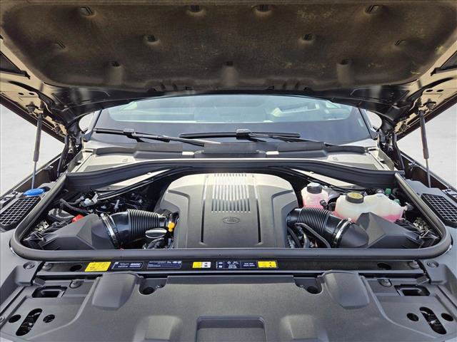 New 2026 Land Rover Range Rover SE AWD/4WD image 17