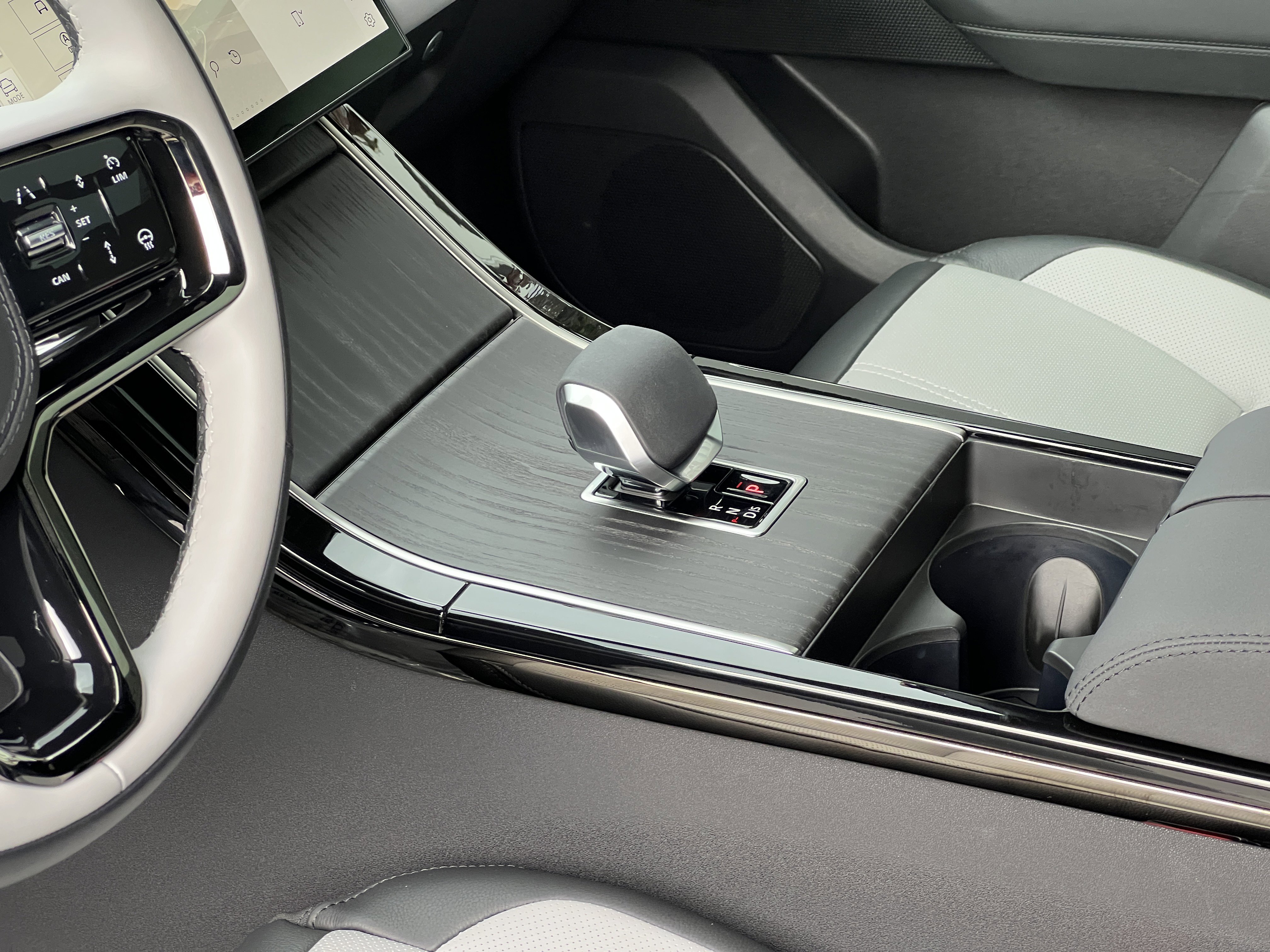 Certified 2026 Land Rover Range Rover Velar S image 24