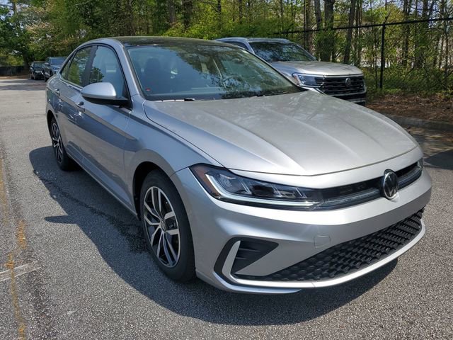 New 2026 Volkswagen Jetta SE FWD image 3