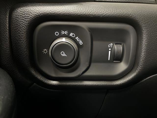 New 2024 RAM 2500 Tradesman w/ Chrome Appearance Group image 28