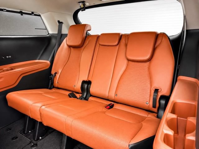 Used 2024 Kia Carnival SX Prestige FWD image 20