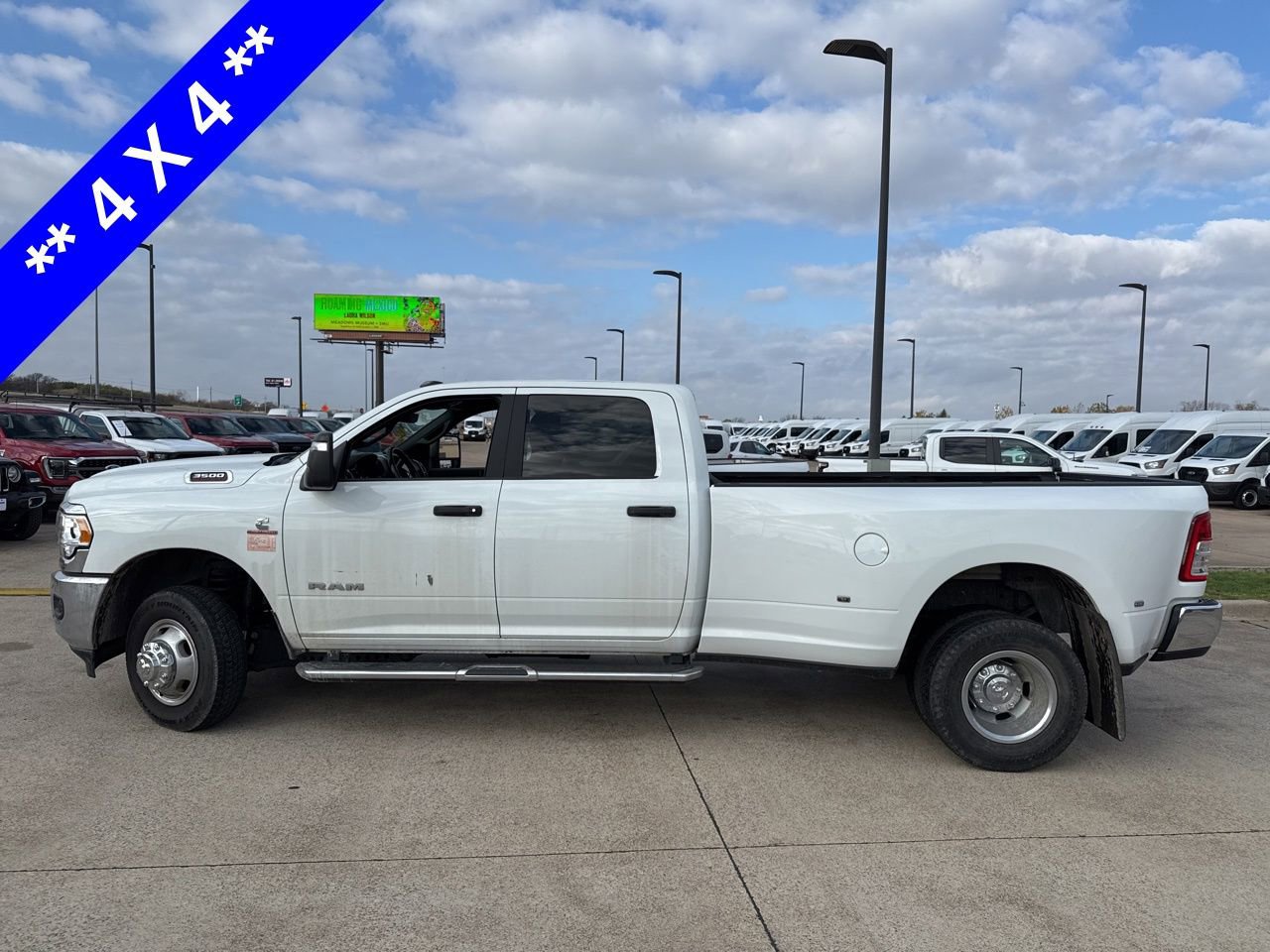 Used 2024 RAM 3500 Big Horn image 3