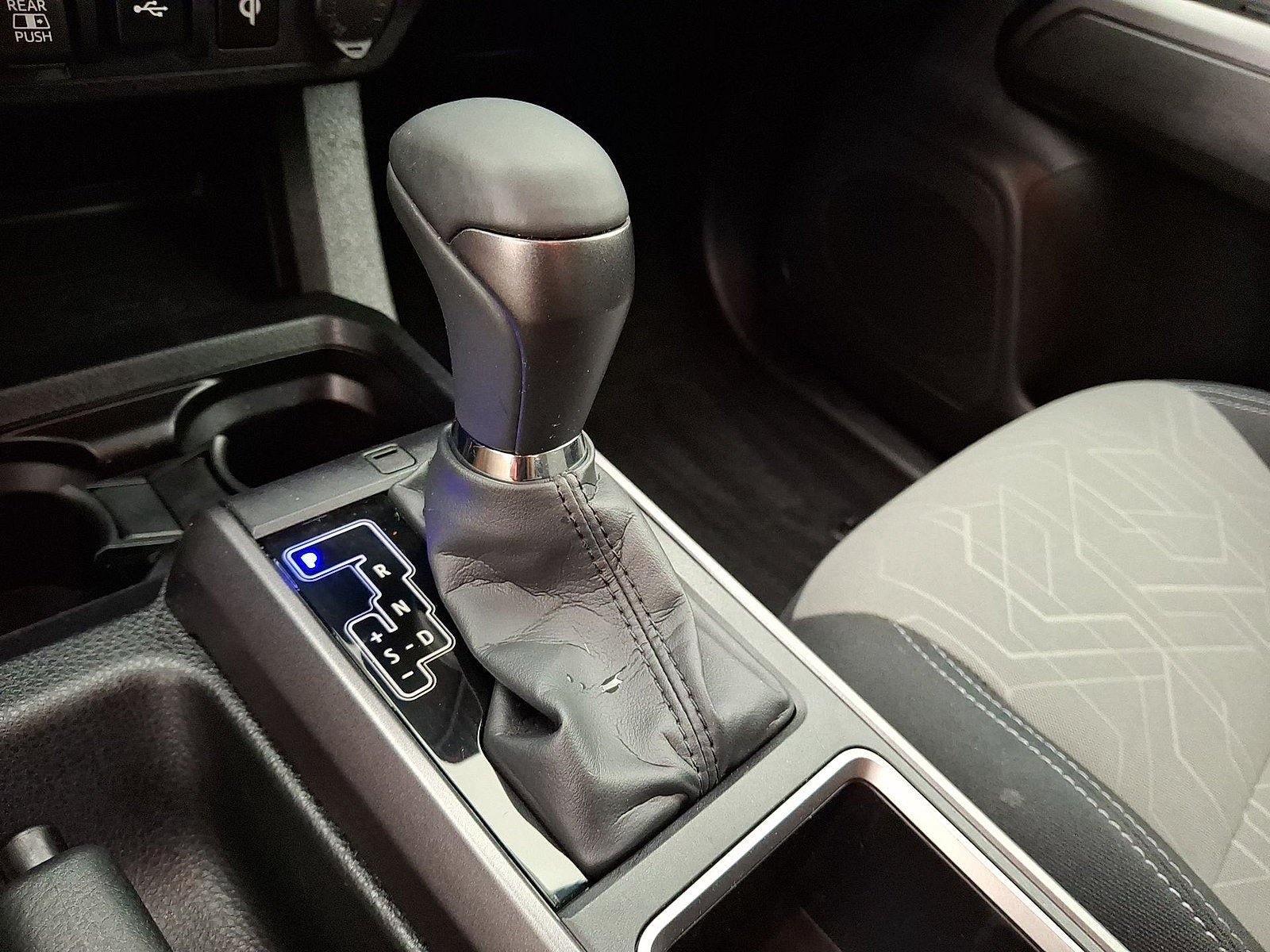 Used 2023 Toyota Tacoma TRD Sport AWD/4WD image 4
