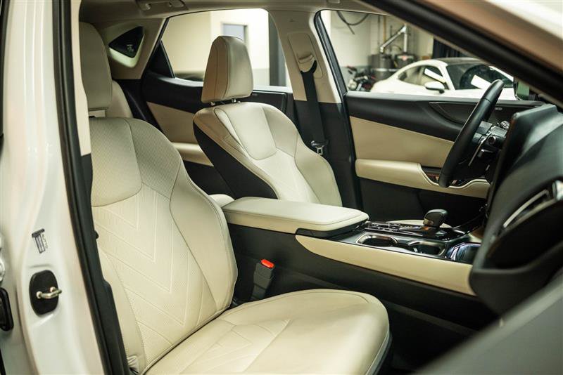 Used 2026 Lexus NX 450h+ AWD w/ Accessory Package (Z1) image 15