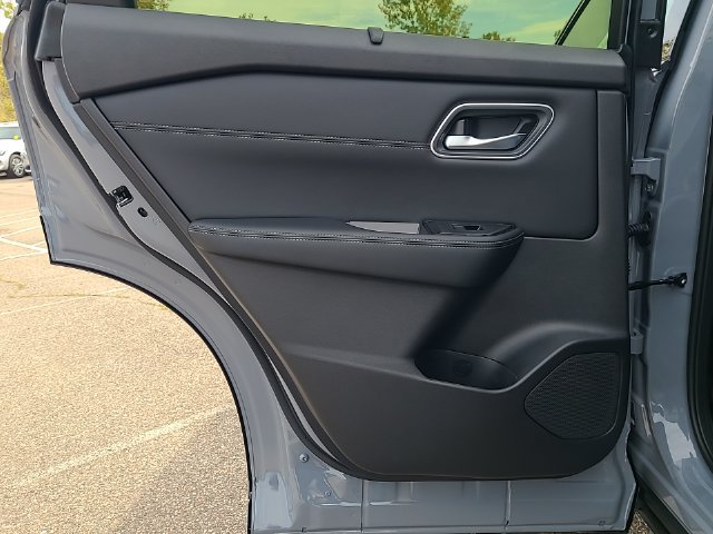 New 2026 Nissan Rogue Platinum AWD/4WD image 23