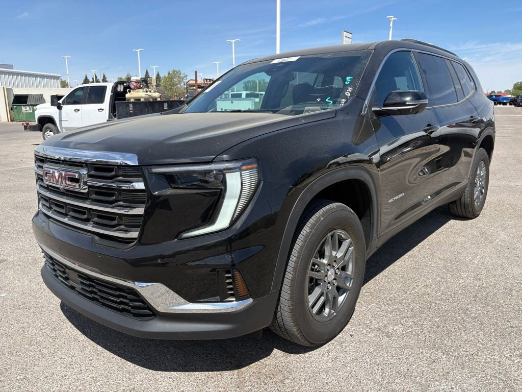 Used 2025 GMC Acadia Elevation image 1