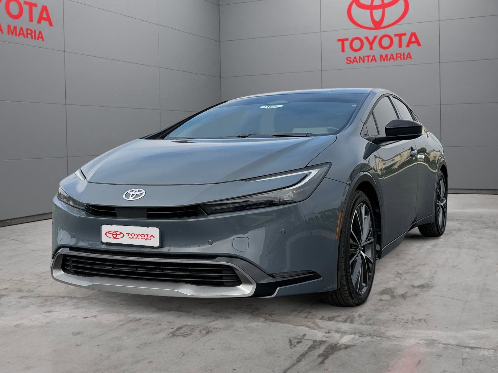 Used 2026 Toyota Prius XLE FWD image 9