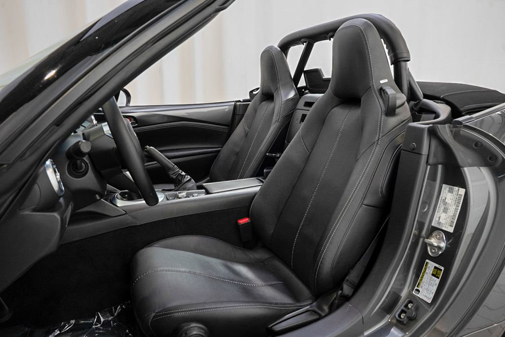 Used 2022 MAZDA MX-5 Miata Grand Touring RWD image 10
