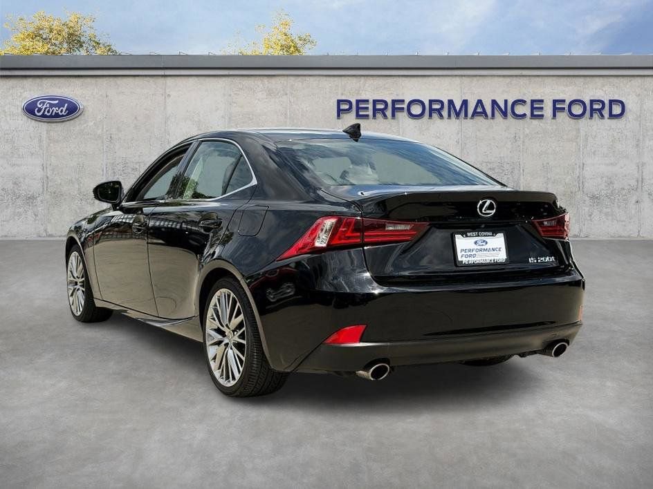 Used 2016 Lexus IS 200t w/ Navigation System Package RWD image 10