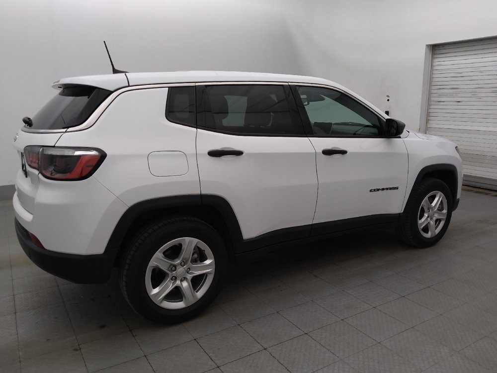 Used 2023 Jeep Compass Sport AWD/4WD image 10