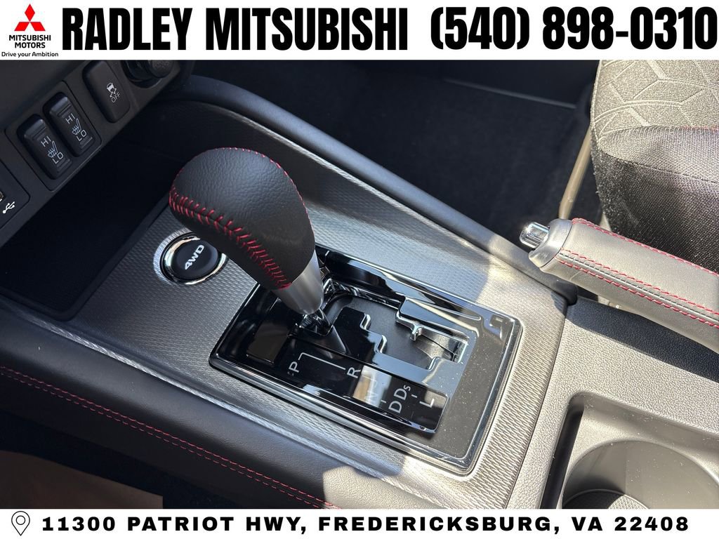New 2026 Mitsubishi Outlander Sport LE AWD/4WD image 18