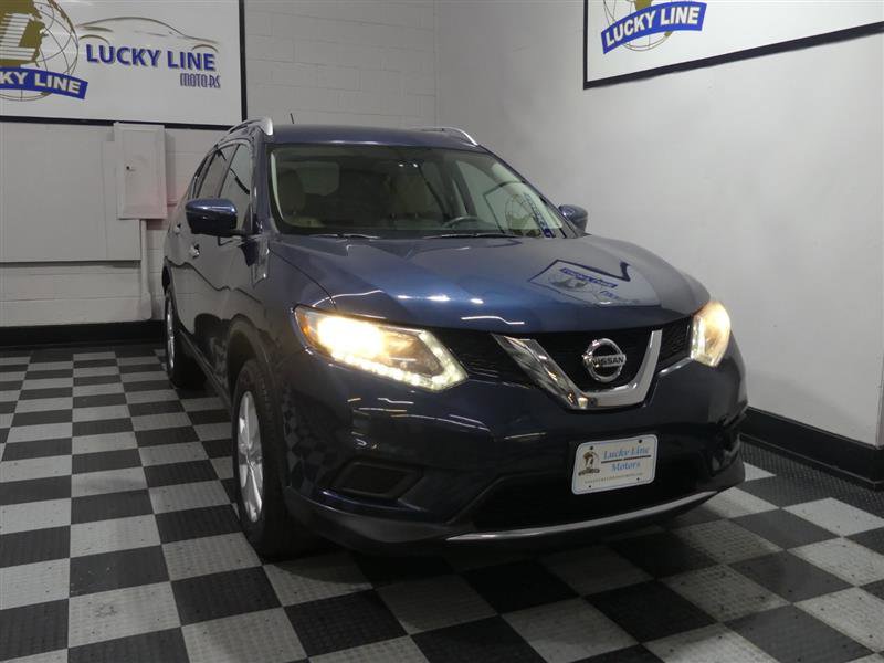 Used 2016 Nissan Rogue SV w/ SV Premium Package image 5