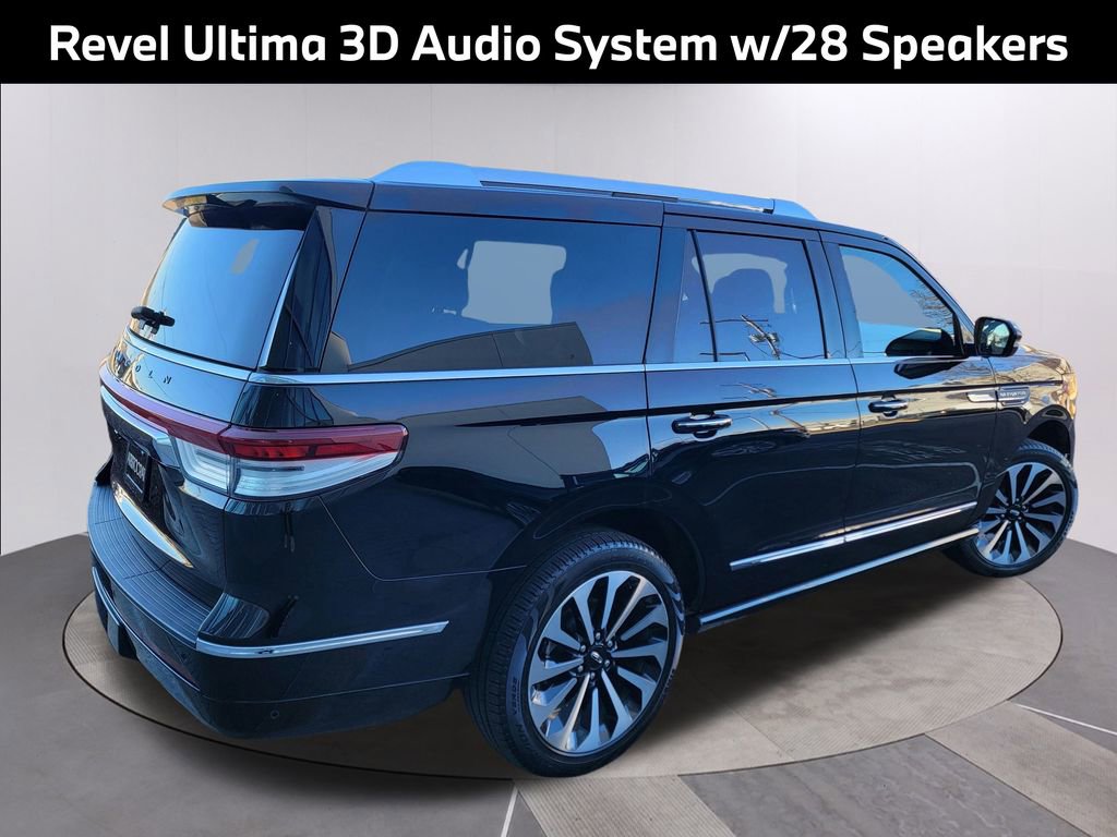 Used 2022 Lincoln Navigator Reserve image 6