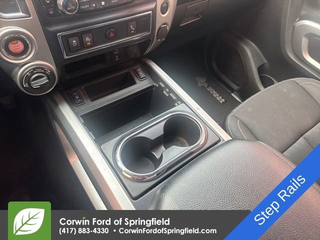 Used 2017 Nissan Titan SV image 16