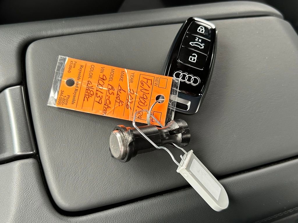 New 2026 Audi RS e-tron GT Base image 90