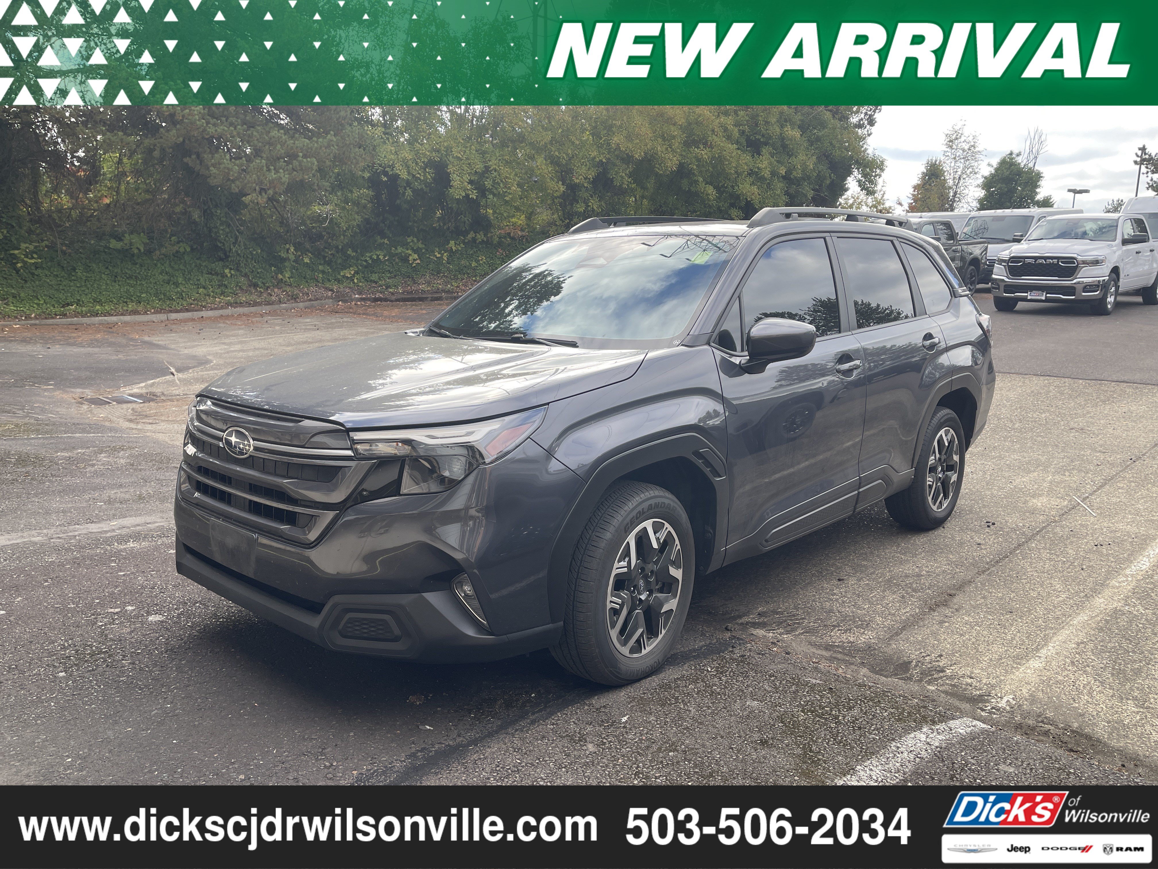 Used 2025 Subaru Forester Premium AWD/4WD image 4