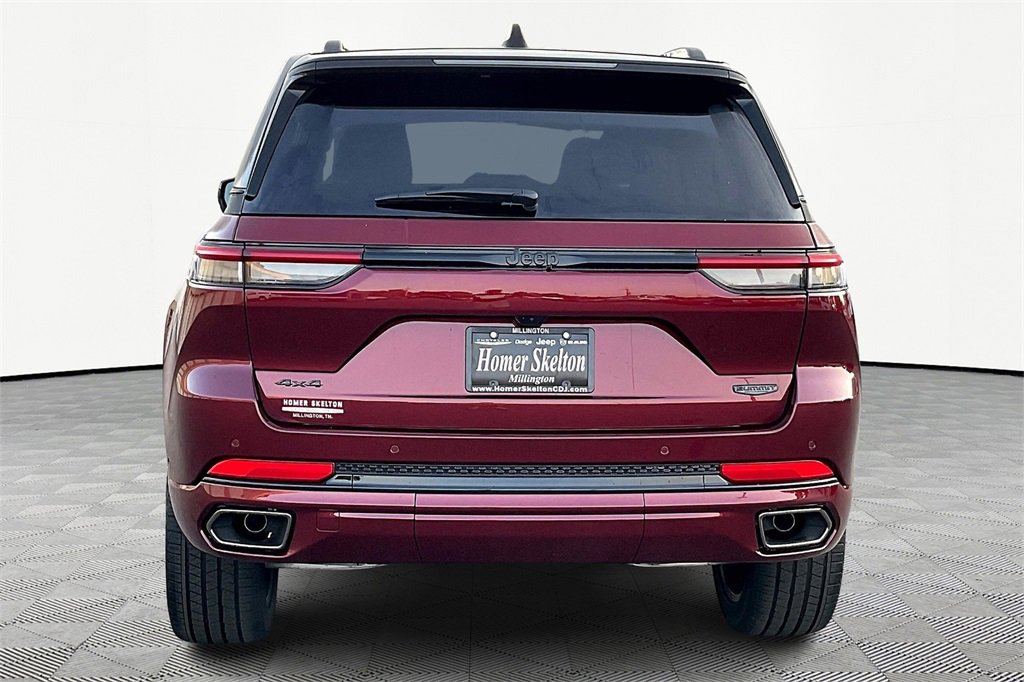 New 2025 Jeep Grand Cherokee Summit w/ Obsidian Package image 4