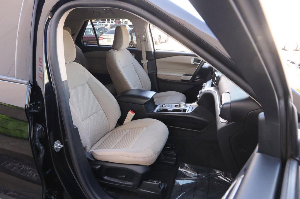 Used 2022 Ford Explorer XLT w/ Class IV Trailer Tow Package image 28