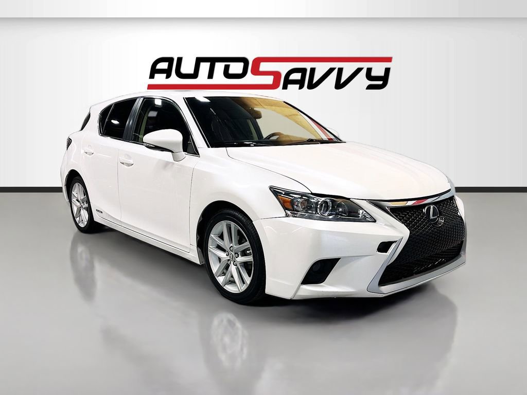 Used 2015 Lexus CT 200h image 1