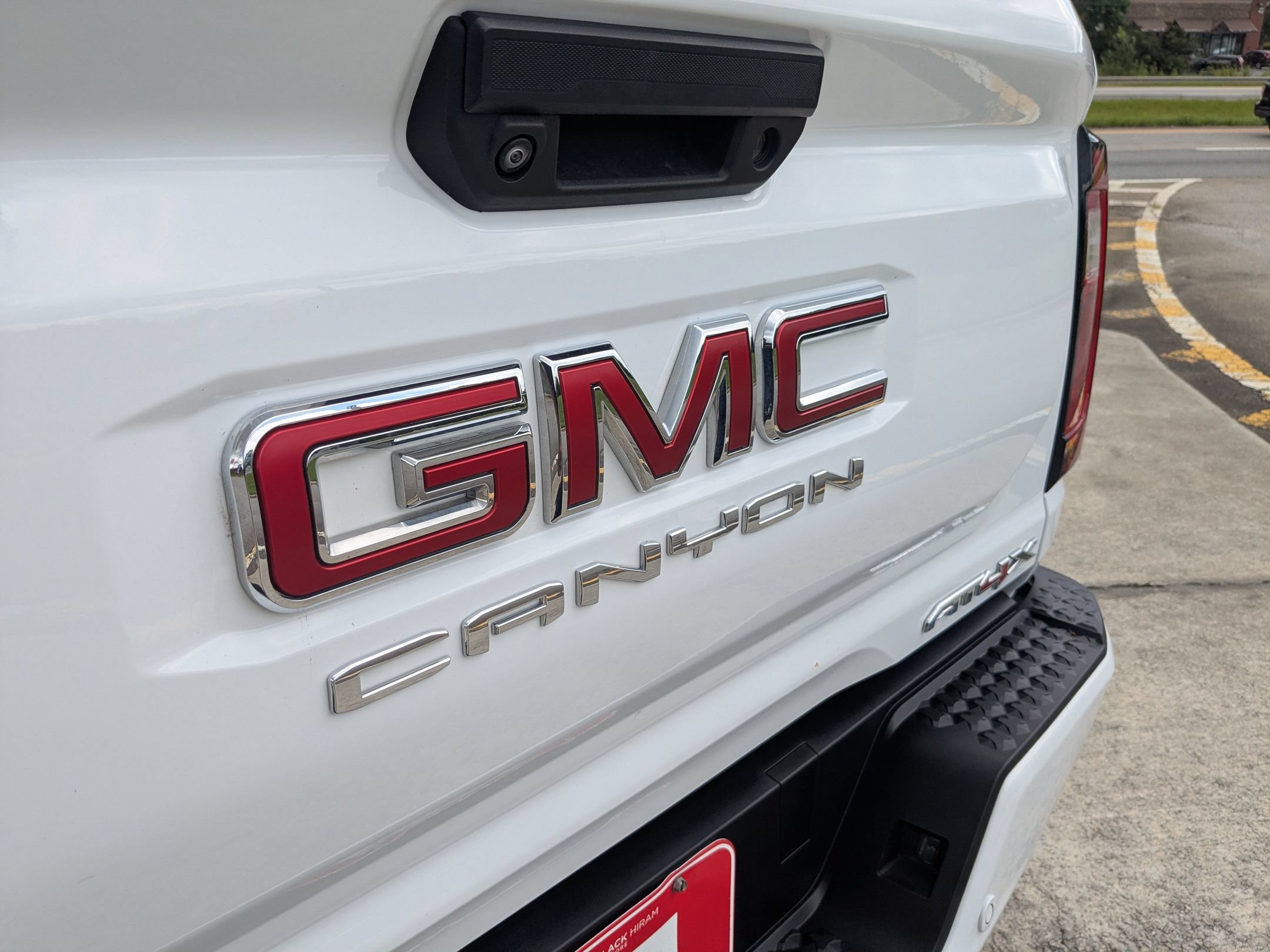 Used 2023 GMC Canyon AT4X w/ Edition 1 AWD/4WD image 30