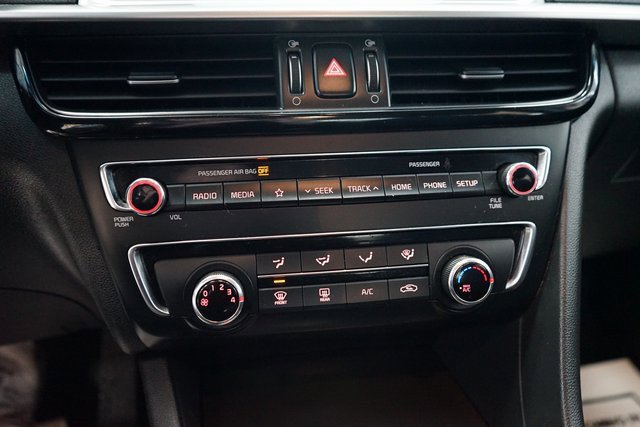 Used 2020 Kia Optima LX image 34