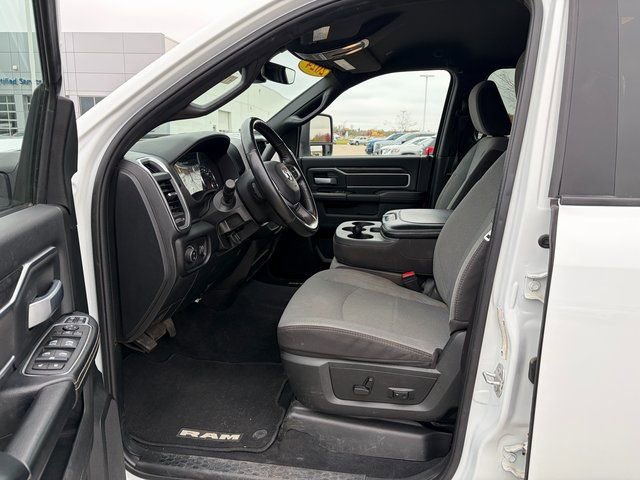 Used 2024 RAM 3500 Big Horn image 14