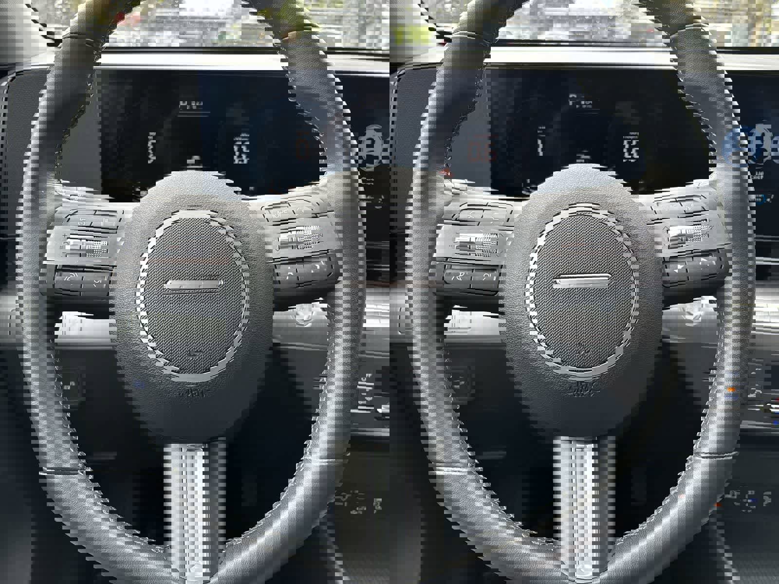 Used 2025 Hyundai Kona SEL image 8