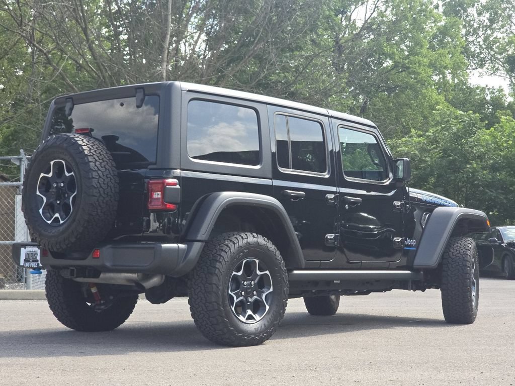 Used 2023 Jeep Wrangler Unlimited Rubicon 4xe w/ Cold Weather Group AWD/4WD image 16
