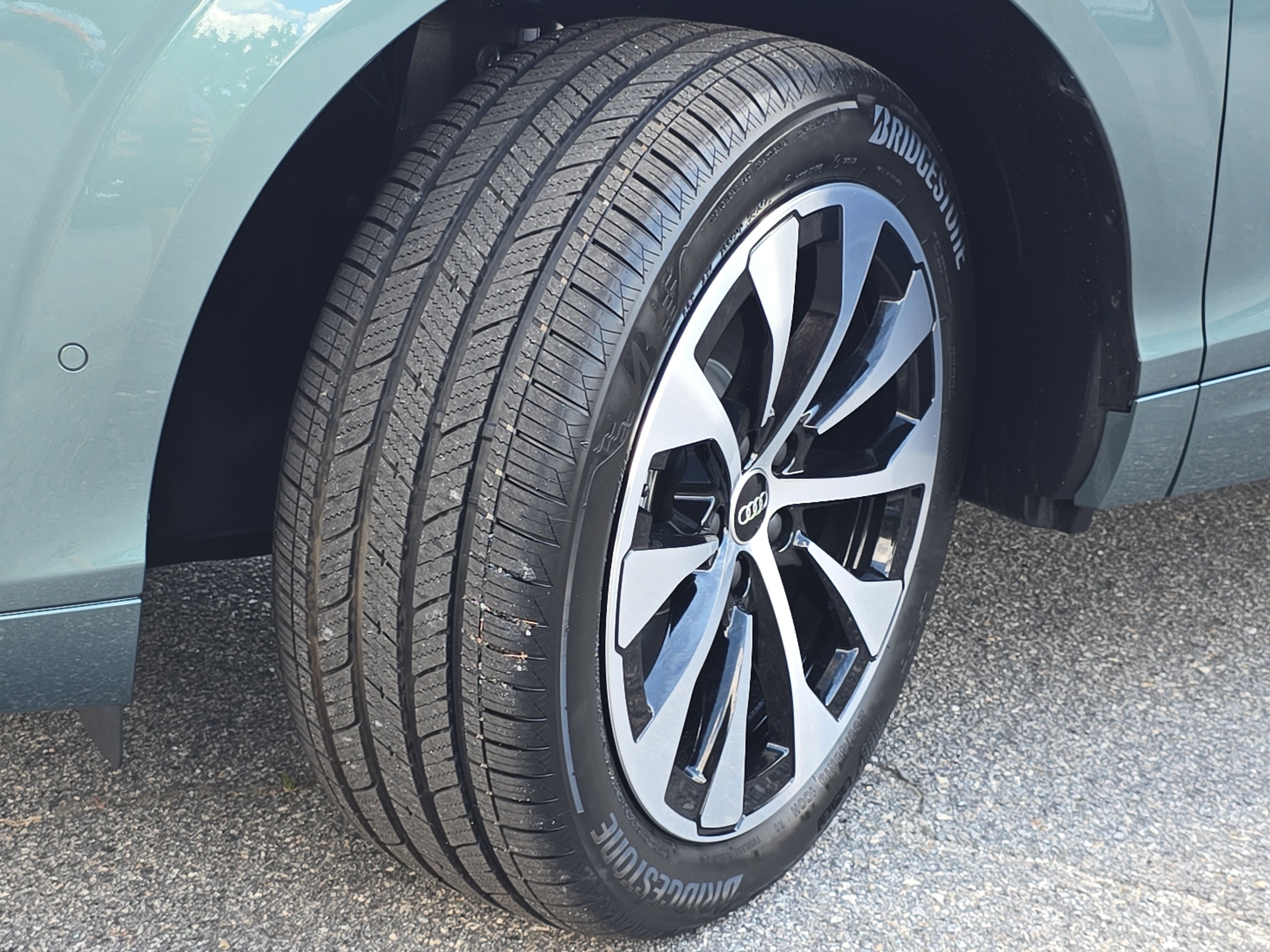 New 2026 Audi Q3 quattro 2.0T AWD/4WD image 33