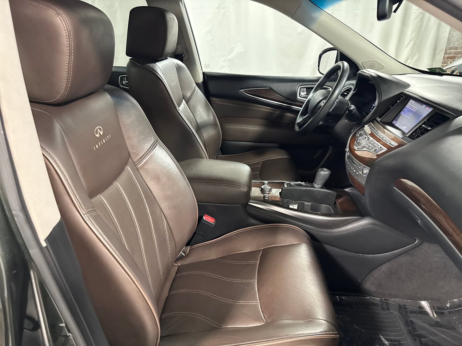 Used 2013 INFINITI JX35 AWD w/ Premium Pkg image 31