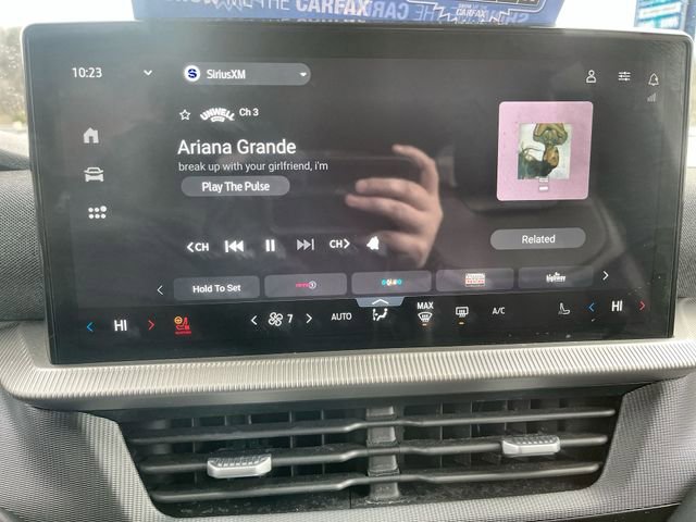 Used 2025 Ford Explorer ST-Line image 14