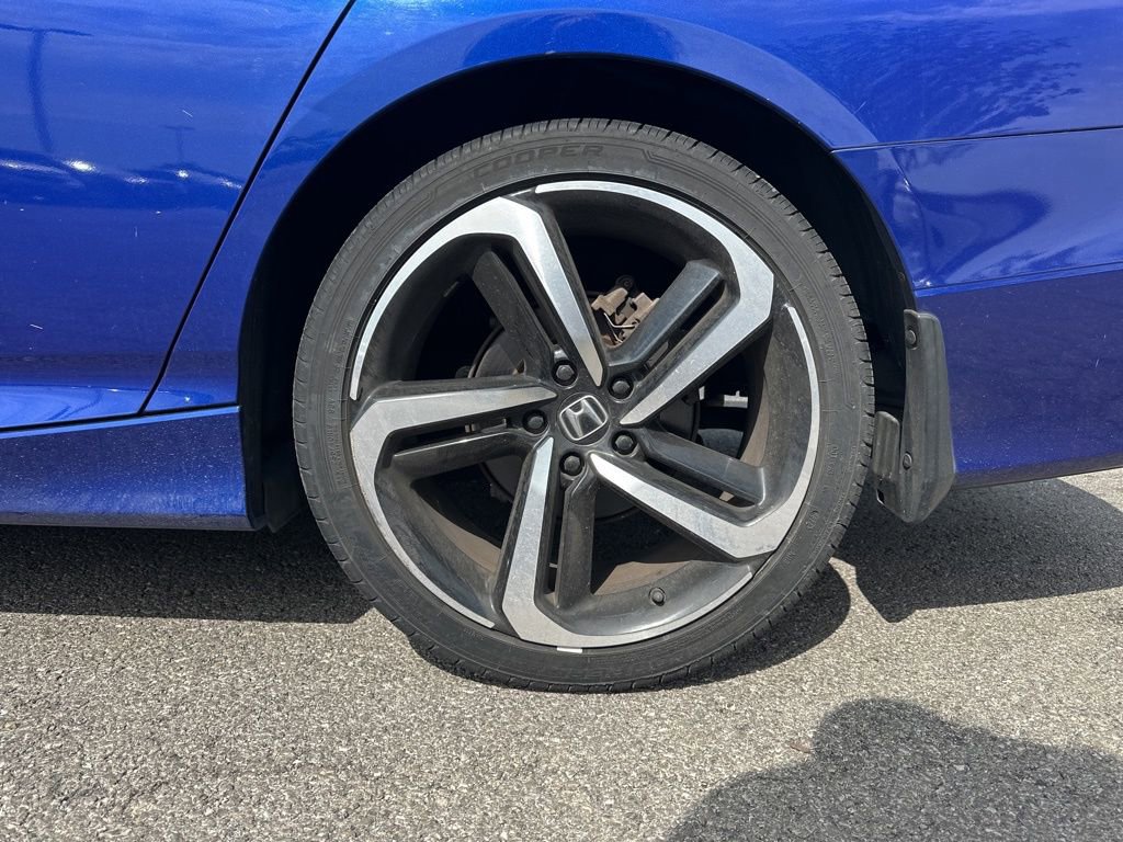 Used 2019 Honda Accord Sport image 5