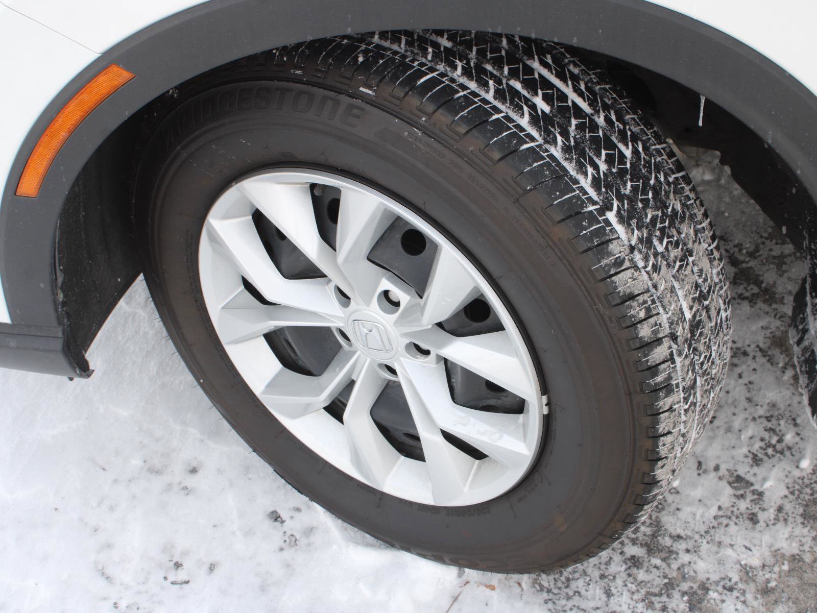 Used 2024 Honda CR-V LX image 17