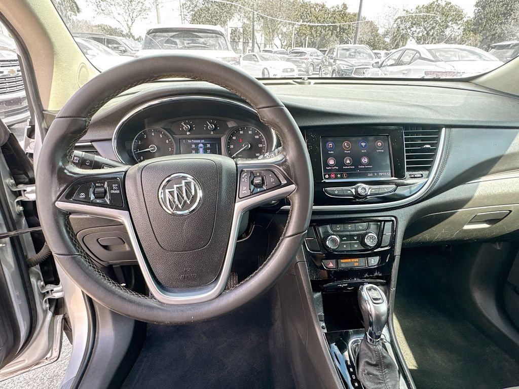 Used 2021 Buick Encore Preferred image 11