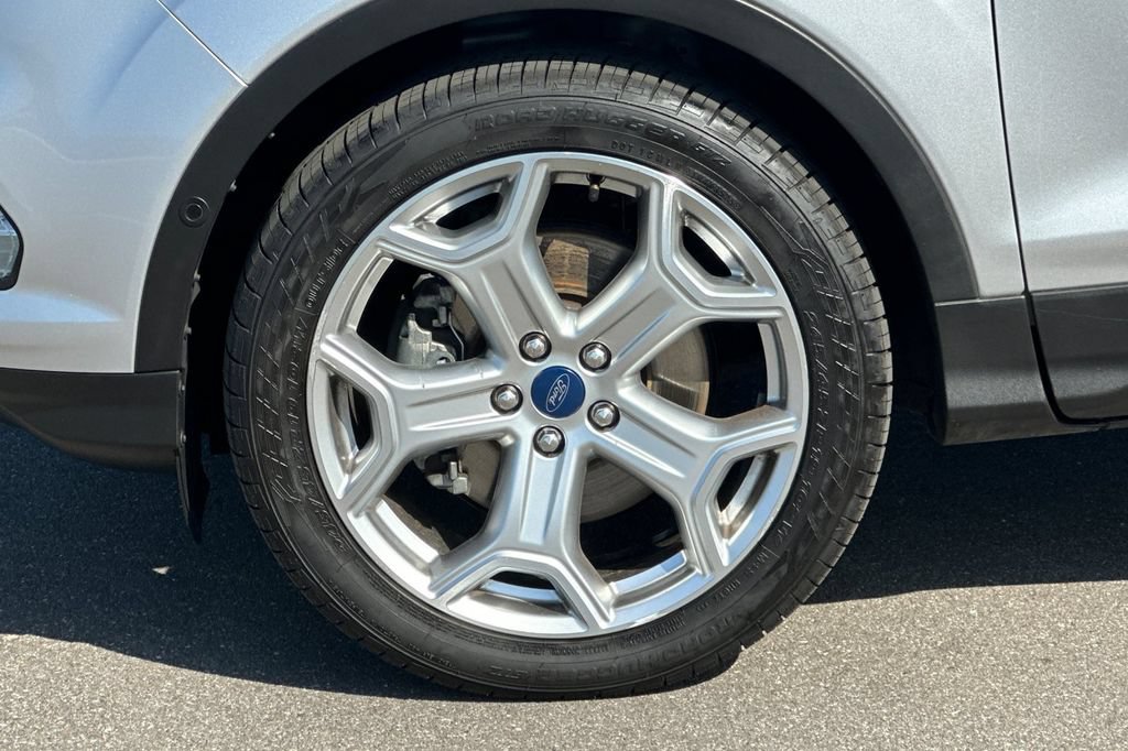 Used 2019 Ford Escape Titanium FWD image 25