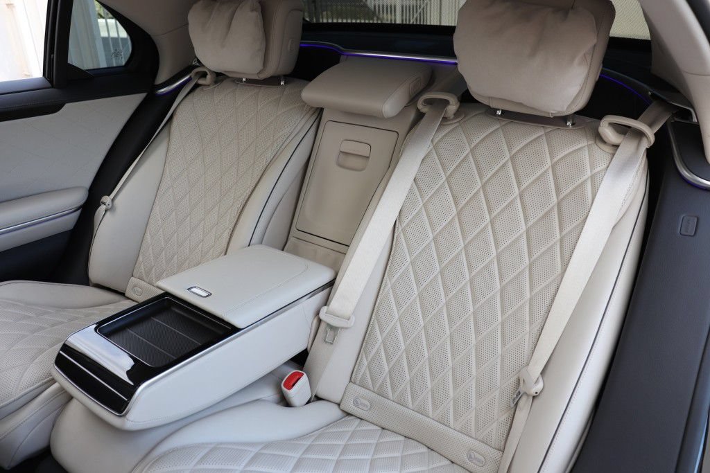 Used 2022 Mercedes-Benz S 580 4MATIC Sedan w/ Warmth & Comfort Package image 22