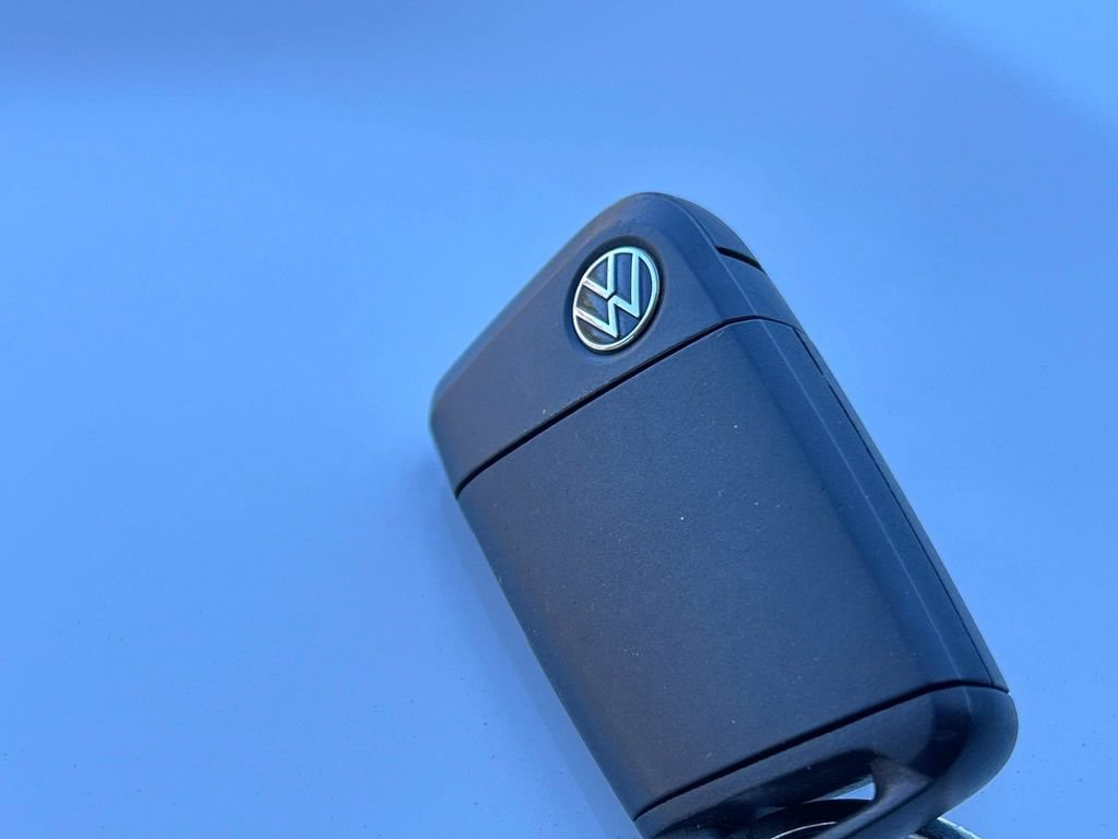 Used 2023 Volkswagen Taos S AWD/4WD image 10