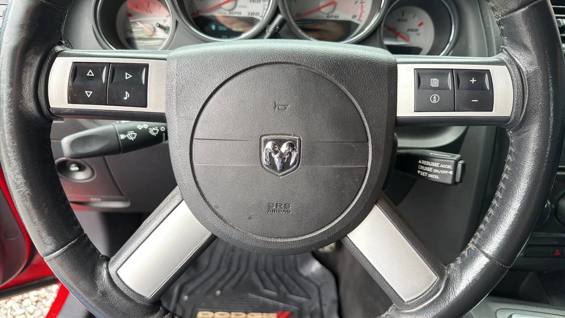 Used 2009 Dodge Challenger SRT8 w/ SRT Option Group II RWD image 22