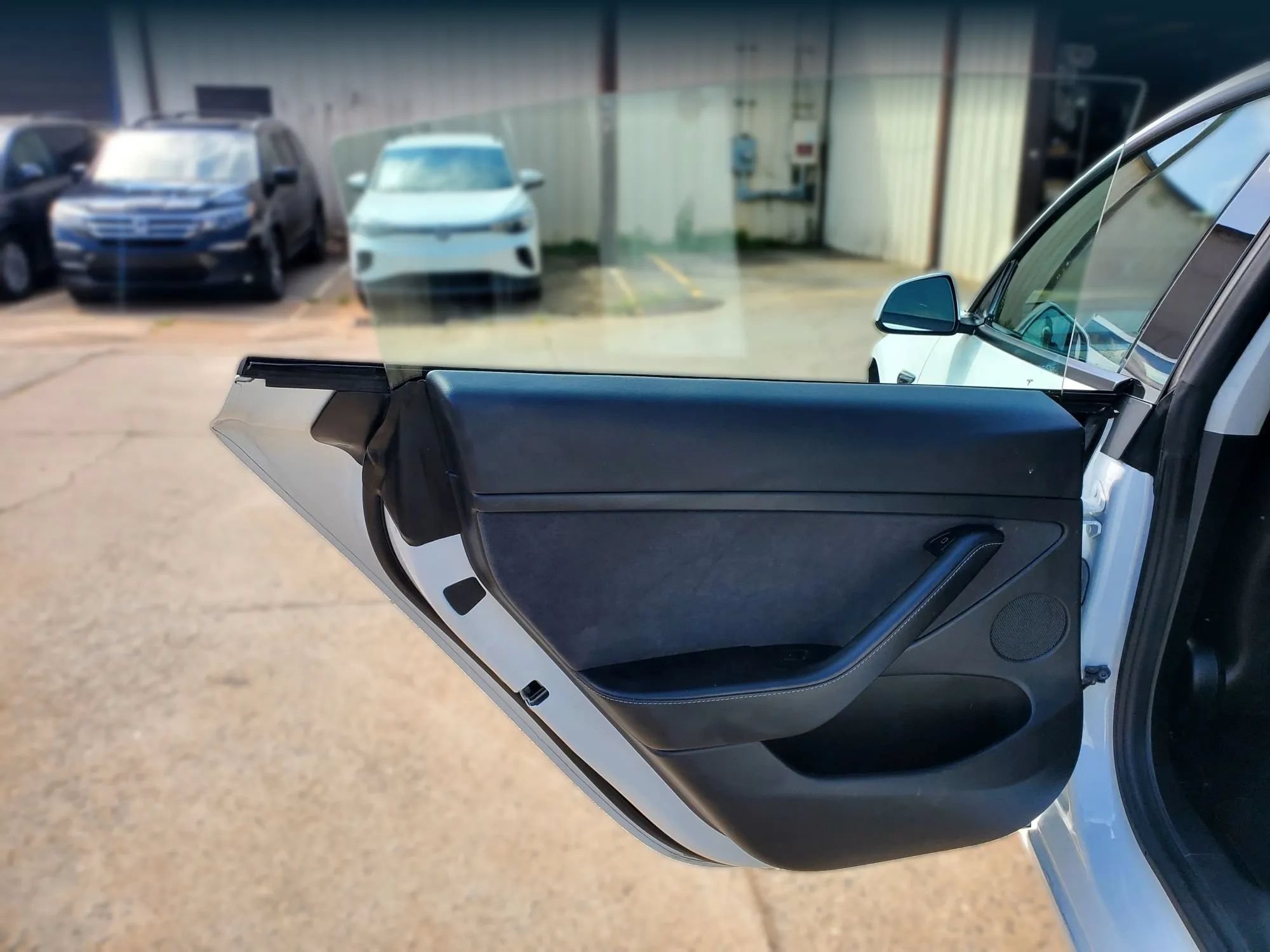 Used 2021 Tesla Model 3 Long Range AWD/4WD image 25