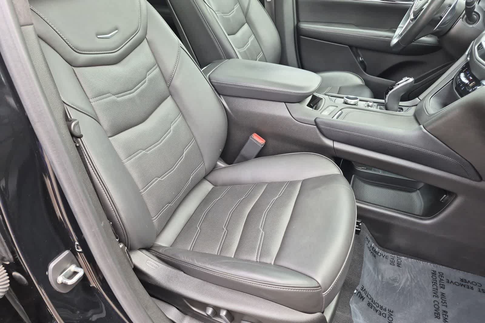 Used 2023 Cadillac XT5 Sportv w/ Platinum Package AWD/4WD image 22